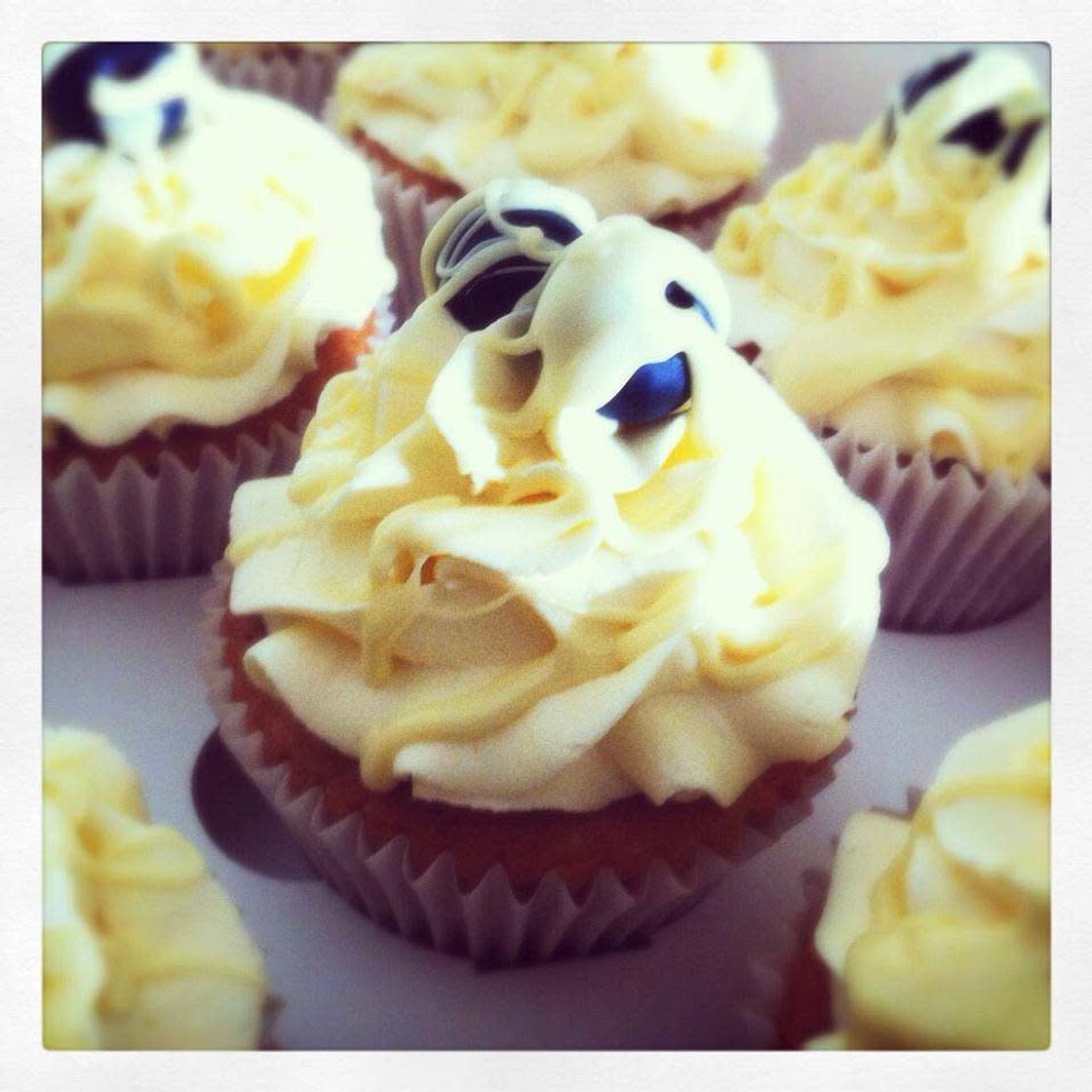 Lemon, Blueberry & White Chocolate Cupcakes