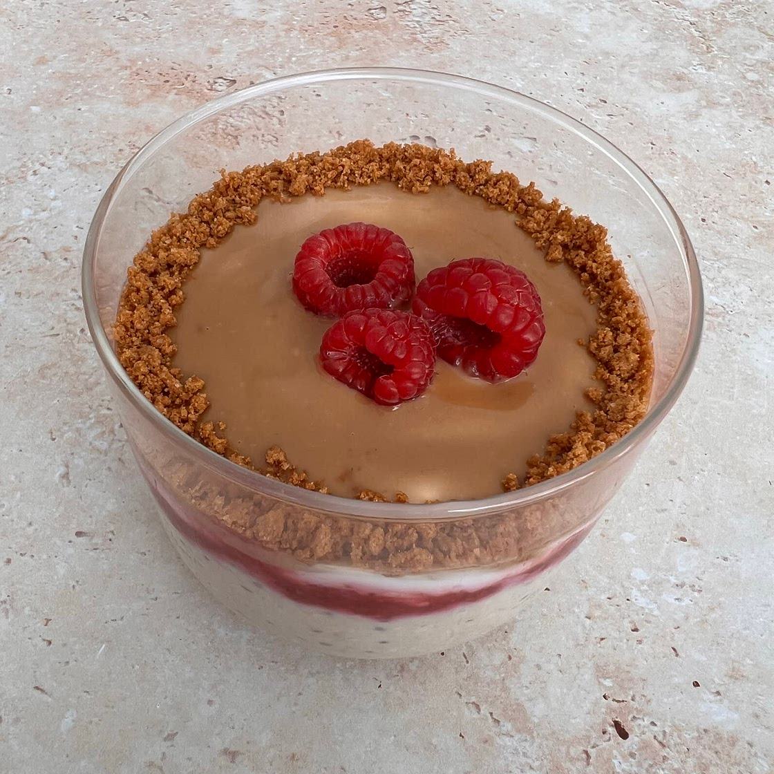 Raspberry & Biscoff Overnight Oats
