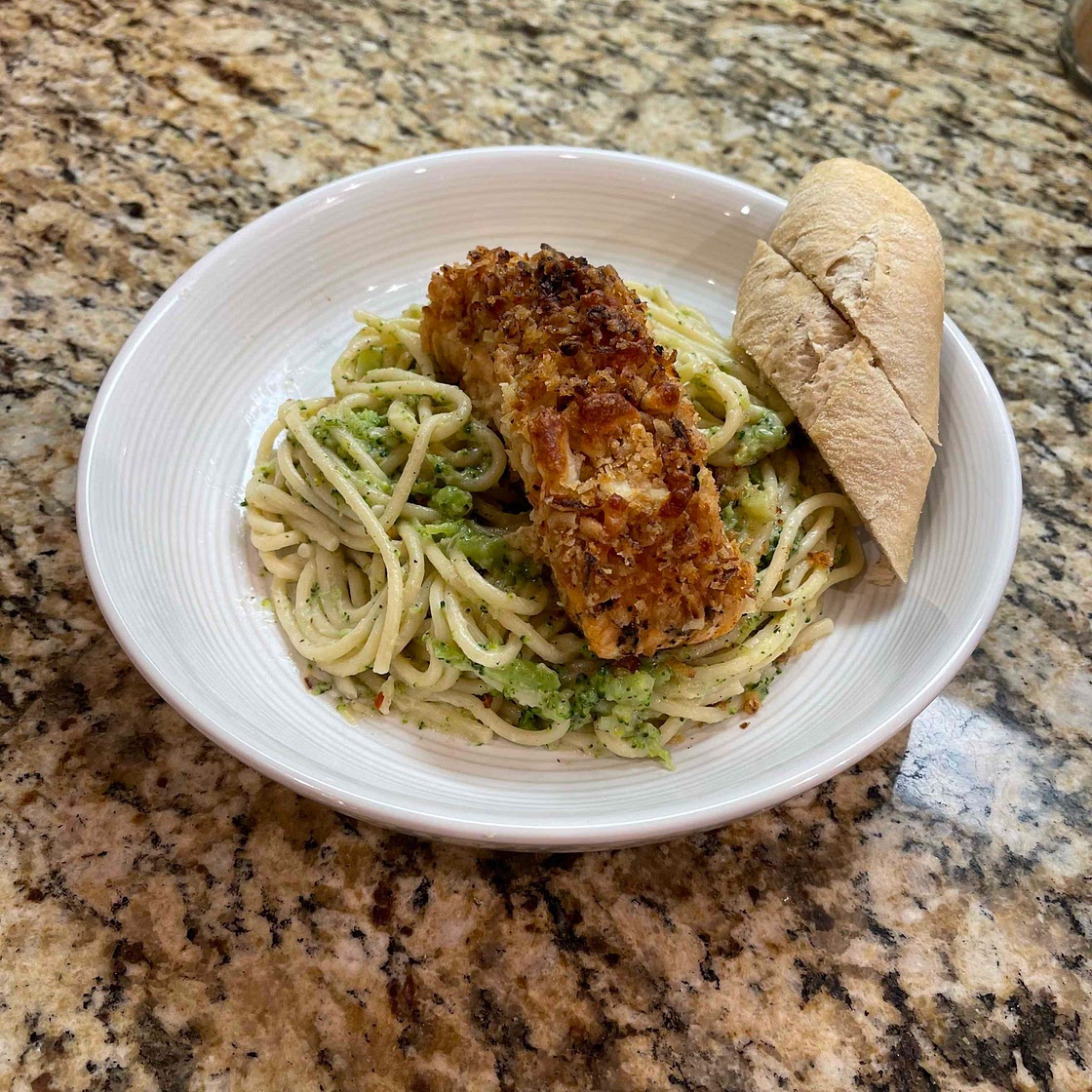 Dijon Onion Crunch Salmon over Lemony Broccoli Spaghetti! 🍋🥦