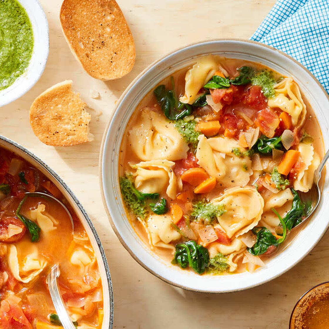 Fast! Tomato Tortelloni Soup