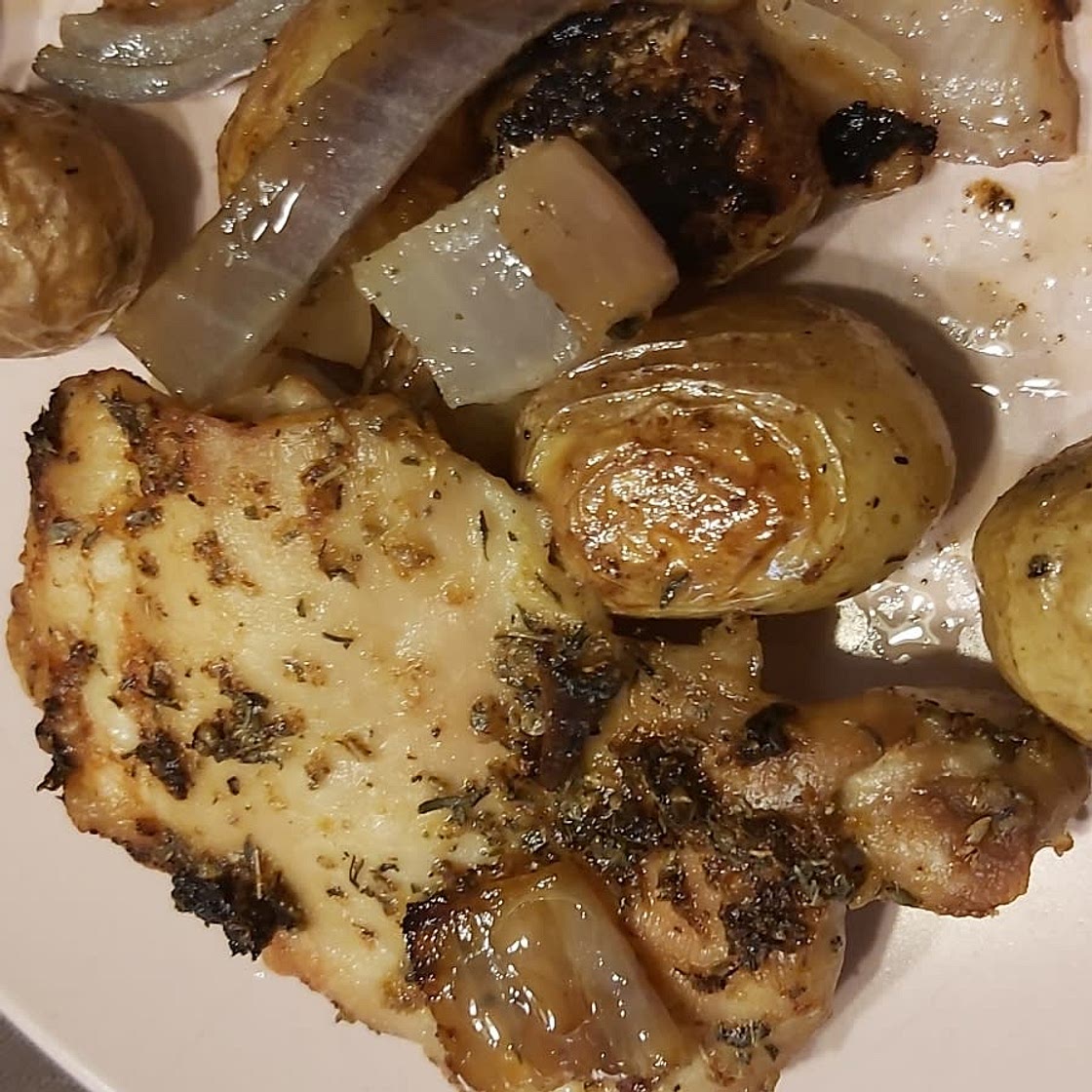 Sheet-Pan Lemon Butter Chicken Thighs