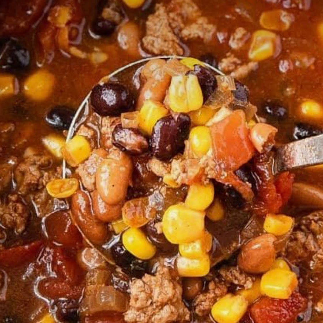 Taco soup in slow cooker