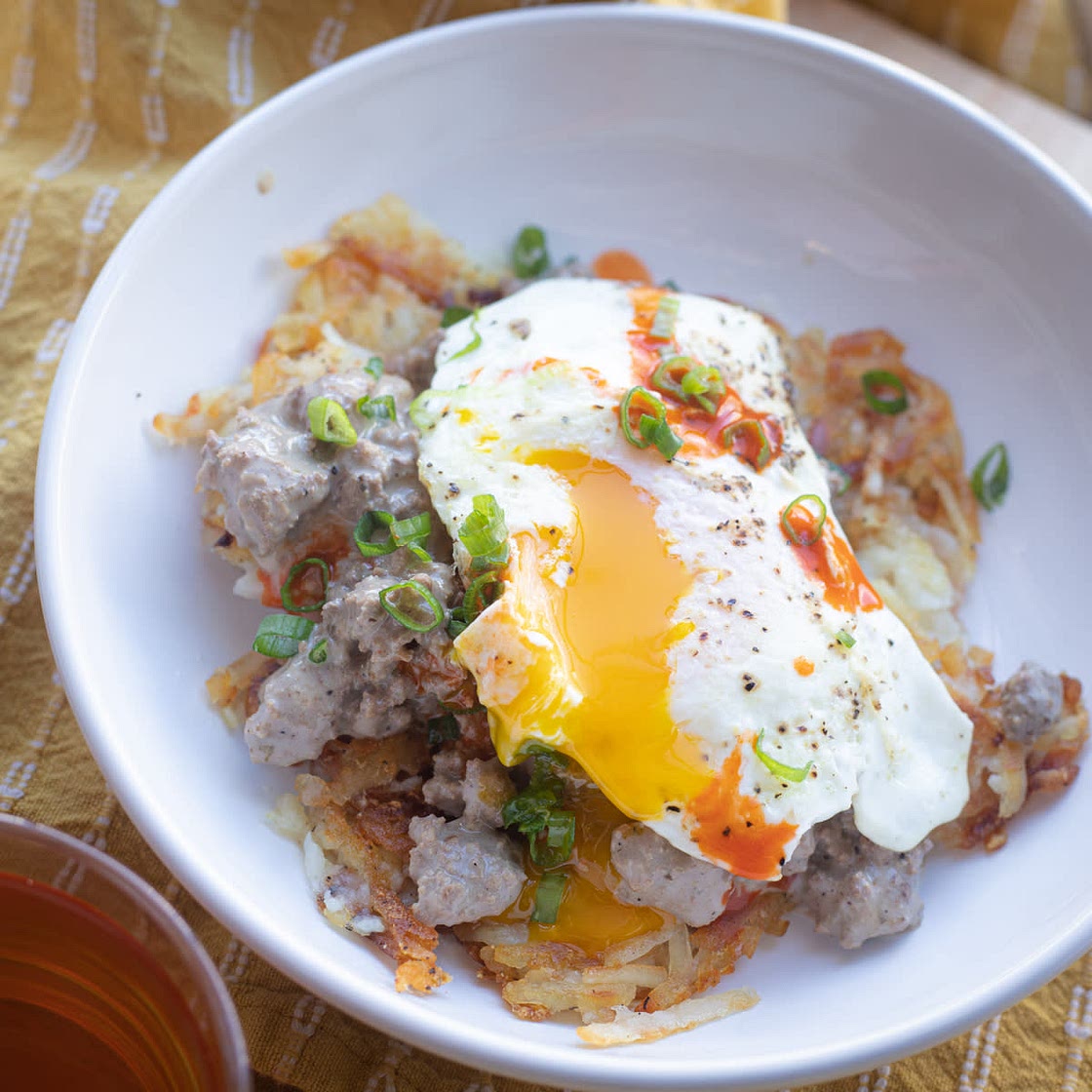 Whole30 Sausage Gravy Bowls