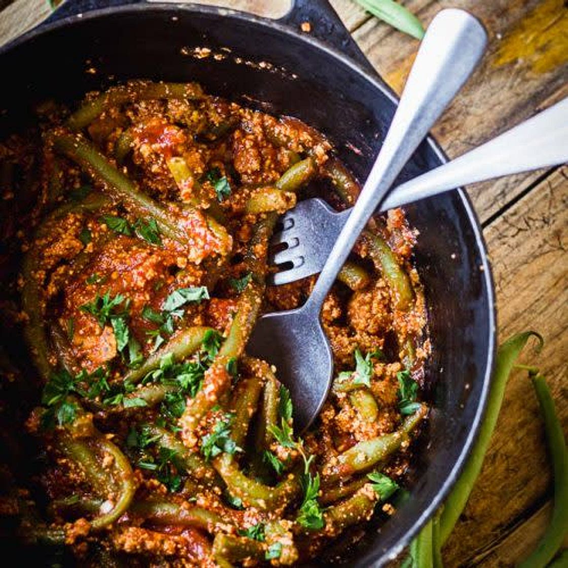 Haricot vert sauce tomate tofu