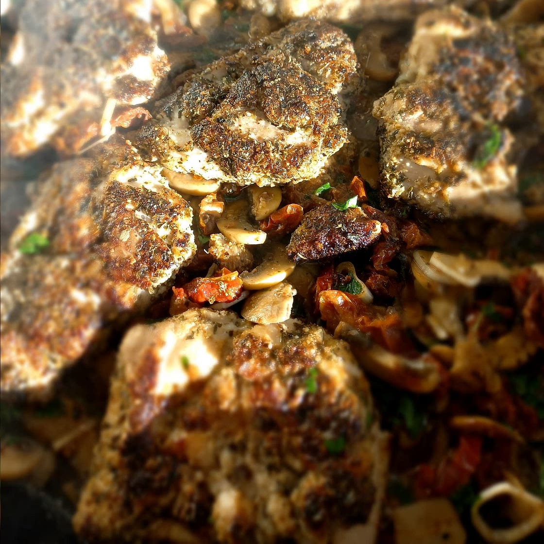 Garlic Mushroom Chicken Thighs with Sun-Dried Tomatoes