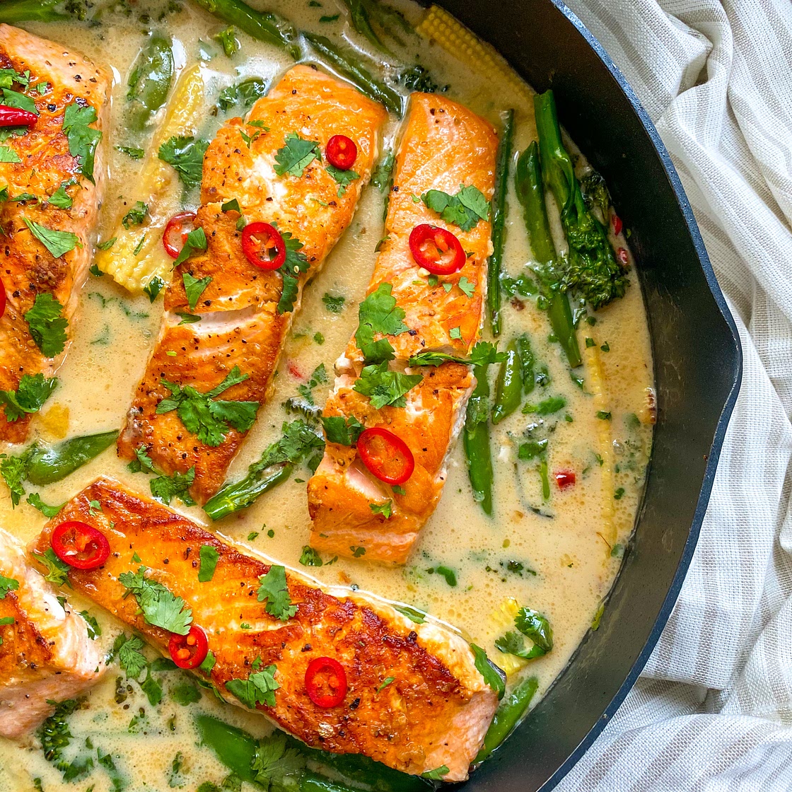 SALMON IN COCONUT SAUCE