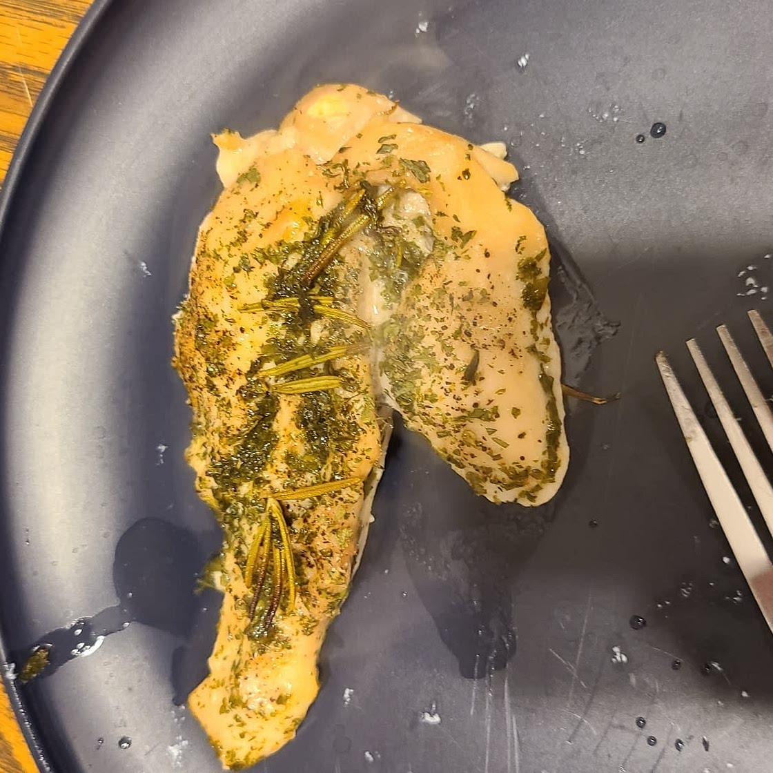 Baked chicken with lemon and fresh herbs