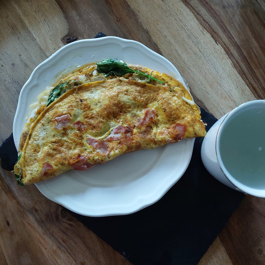 Fritatta z oliwkami I serem by Ania Kolasinska