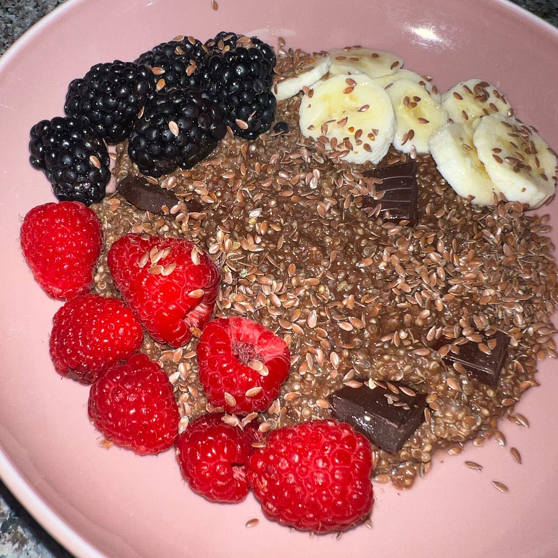 Dark Chocolate Quinoa Breakfast Bowl