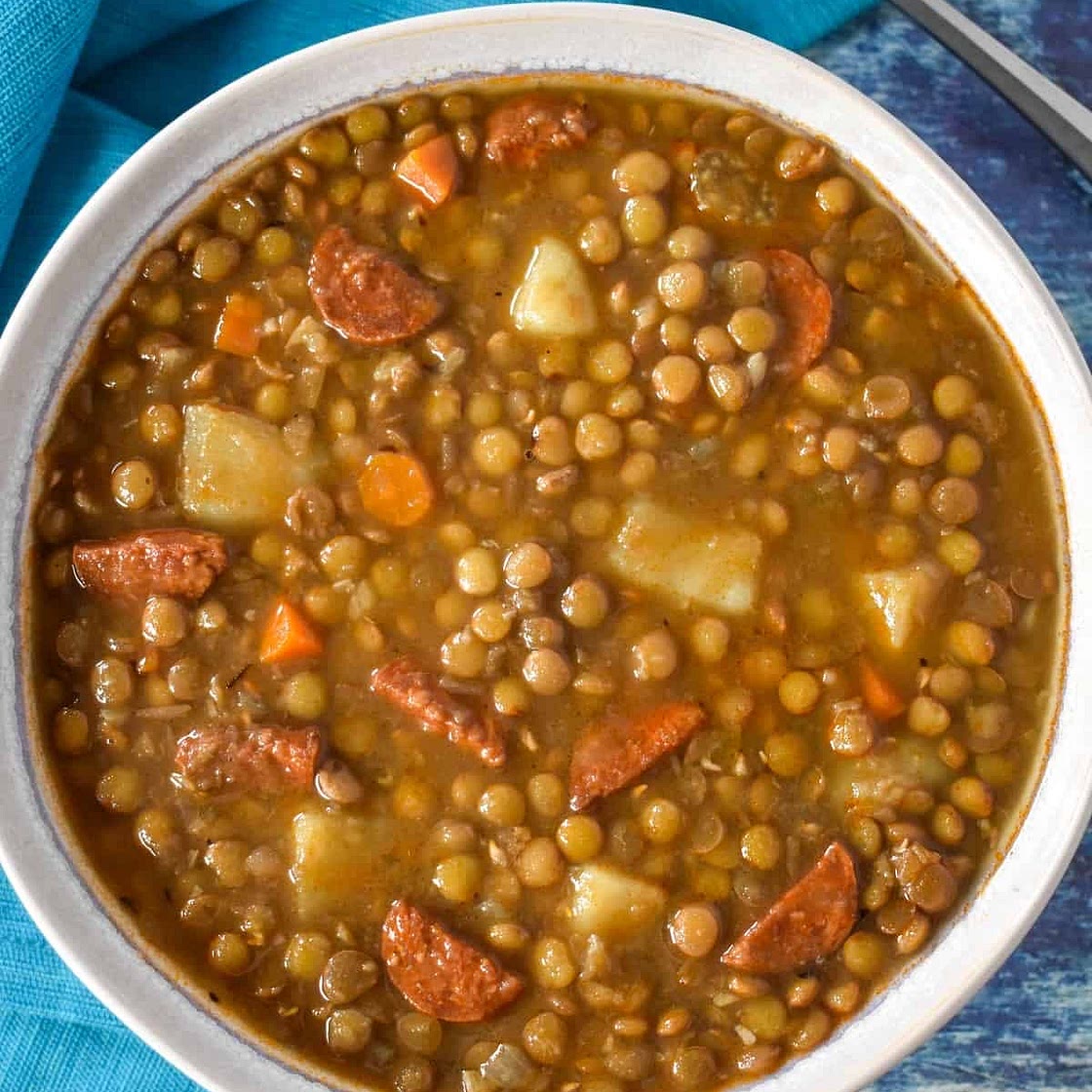 Lentils stew with chorizo 
