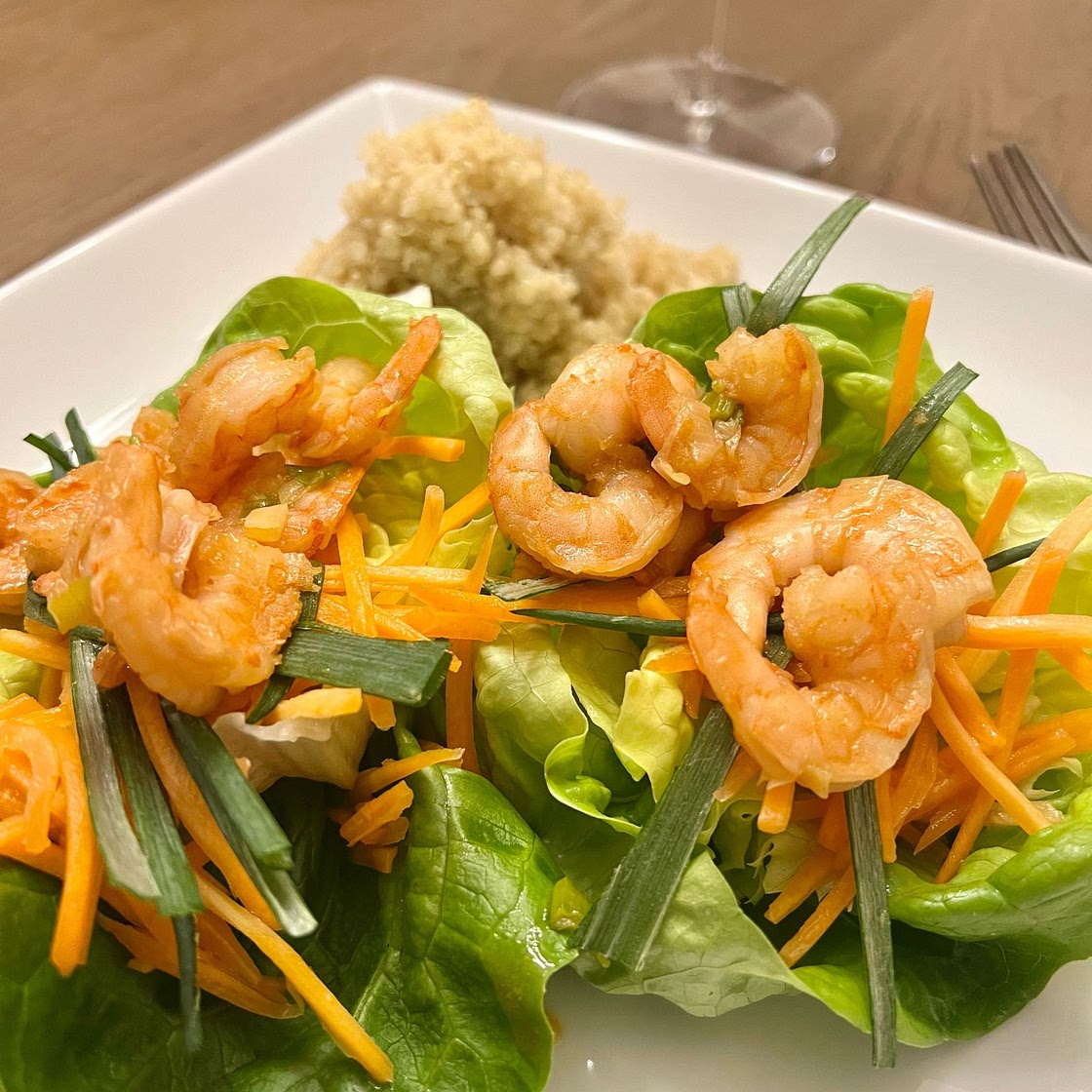 HONEY-SRIRACHA SHRIMP LETTUCE WRAPS