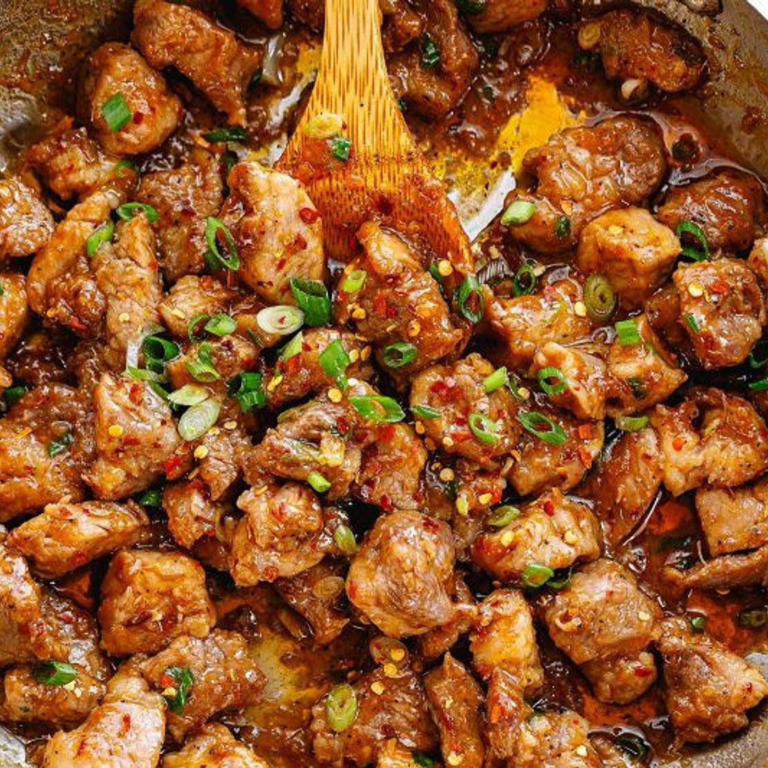 Juicy Garlic Pork Stir-Fry