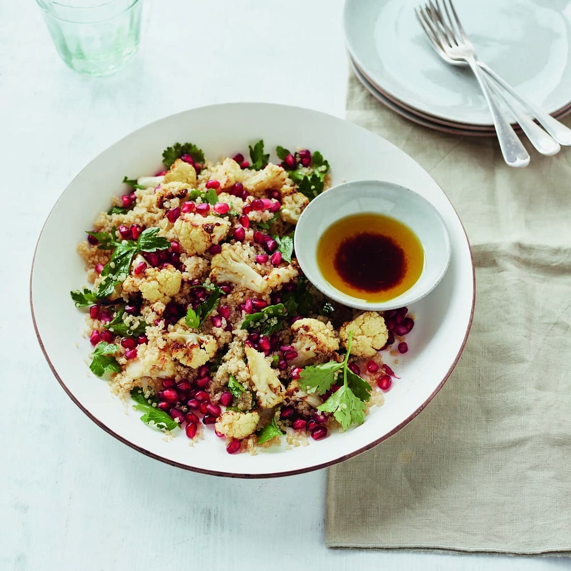 Salad Quinoa, Roasted Cauliflower and Pomegranate