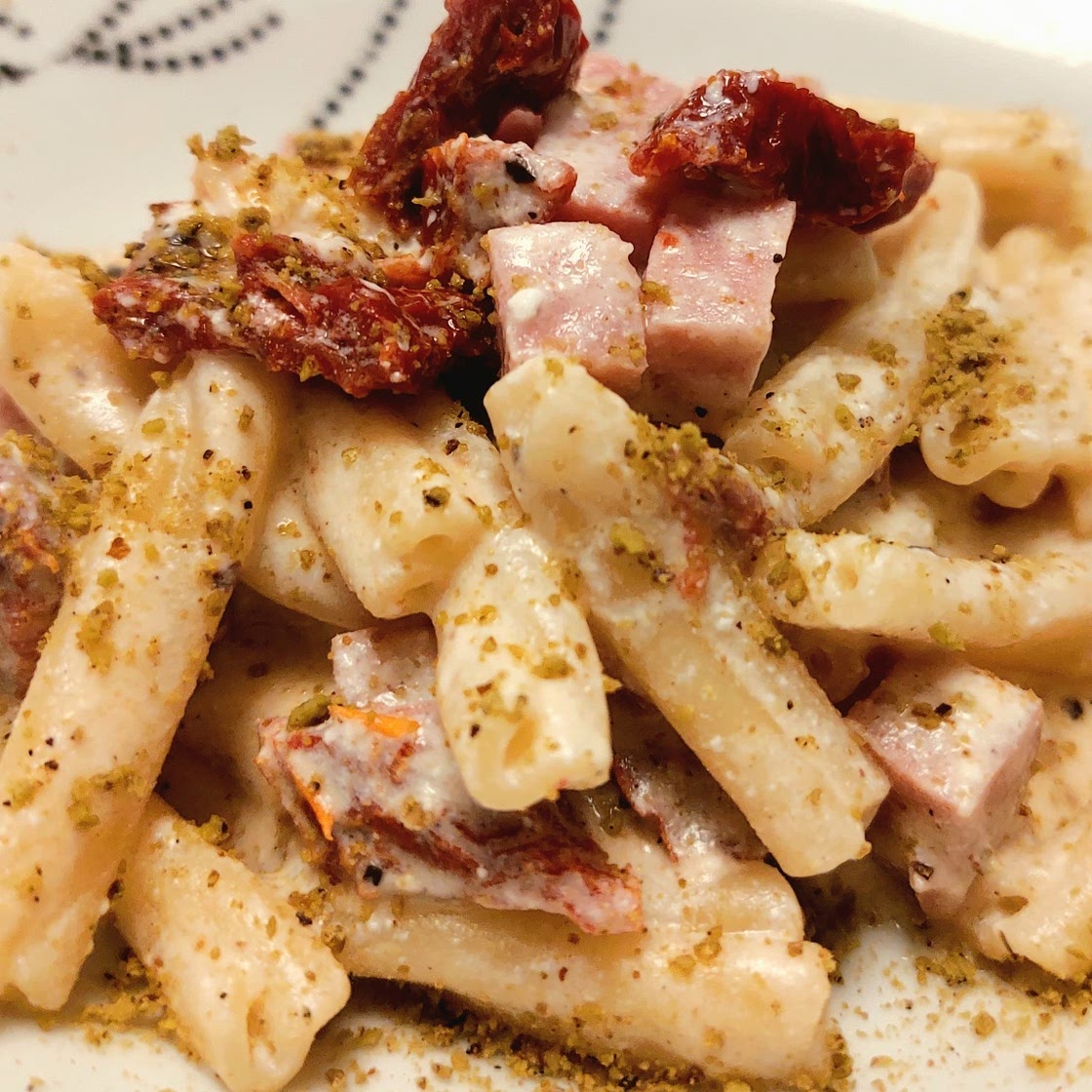 Pasta - Ricotta, mortadella, dried tomatoes and pistachio