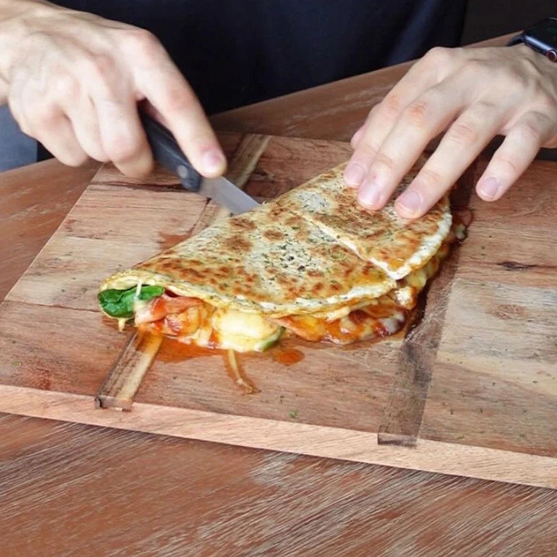 Low Calorie & High Protein Breakfast Wrap by Aussie Fitness
