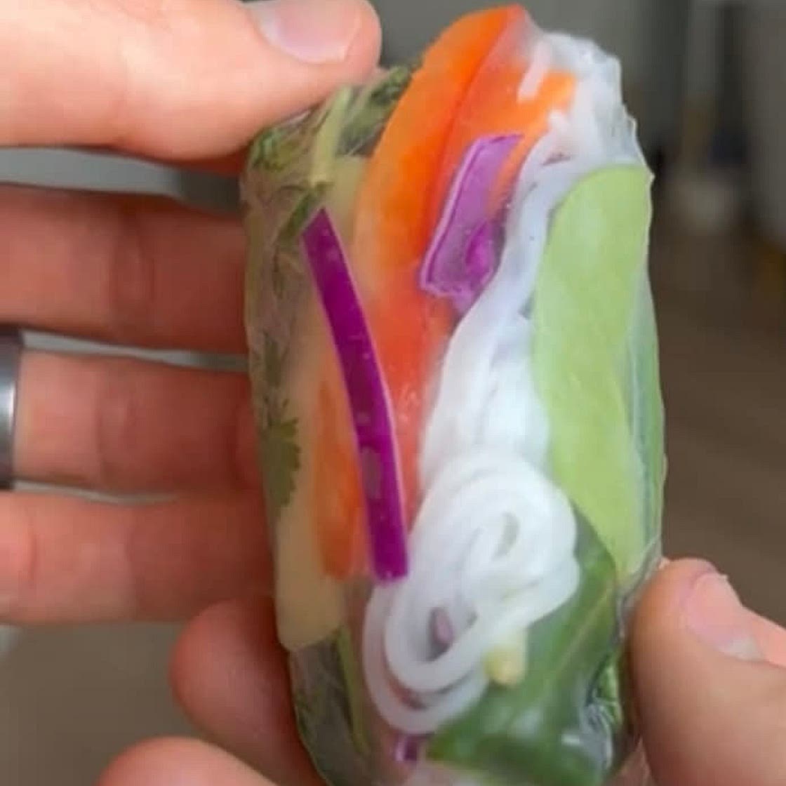 Spring rolls w peanut sauce 