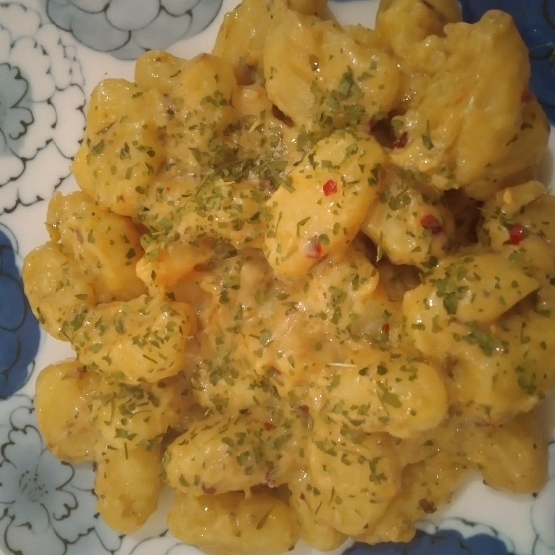 15 Minute Creamy Alfredo Gnocchi