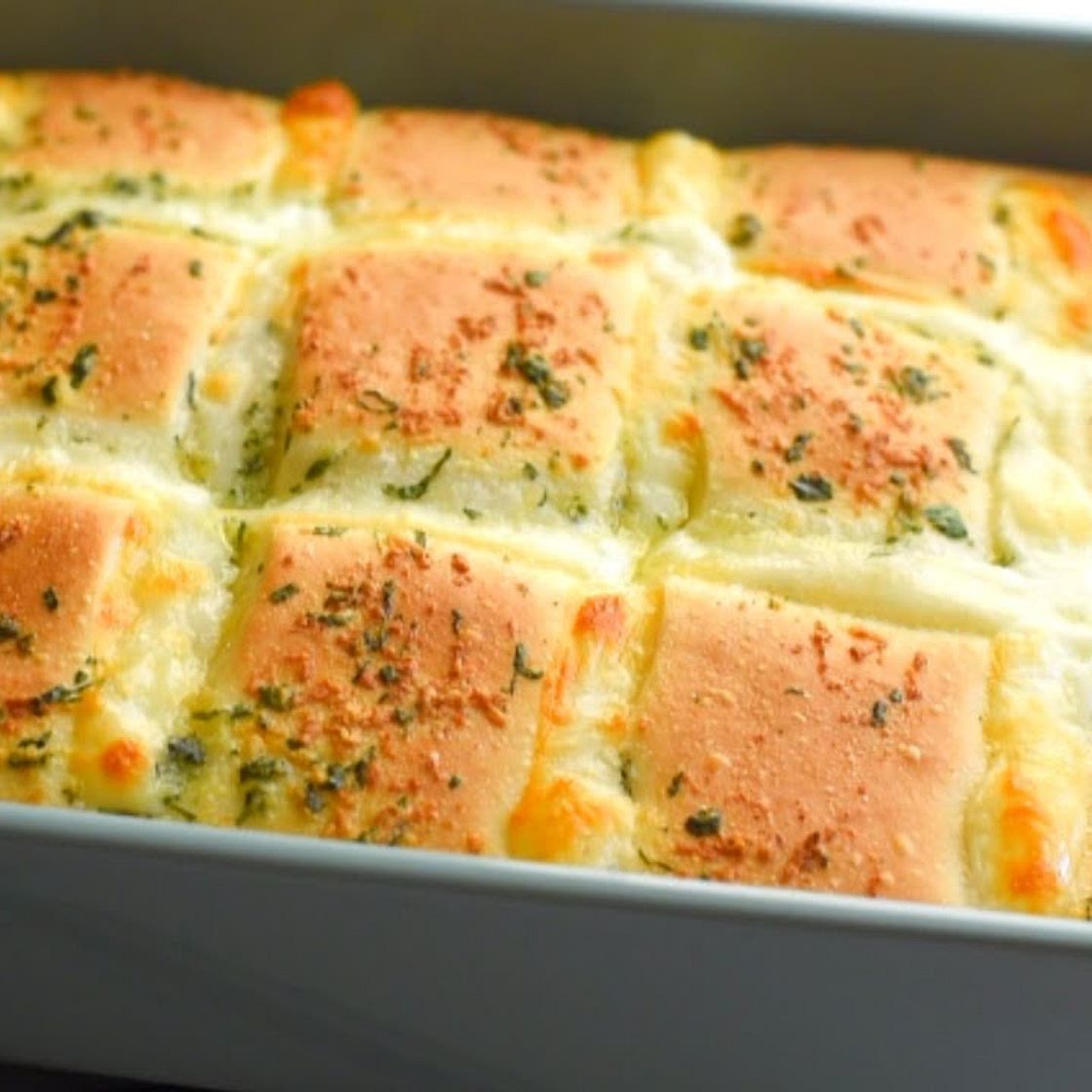 Easy Cheesy Garlic Bread in 4 Steps!Cheesy Garlic Bread Recipe|Garlic bread recipe from scratch!