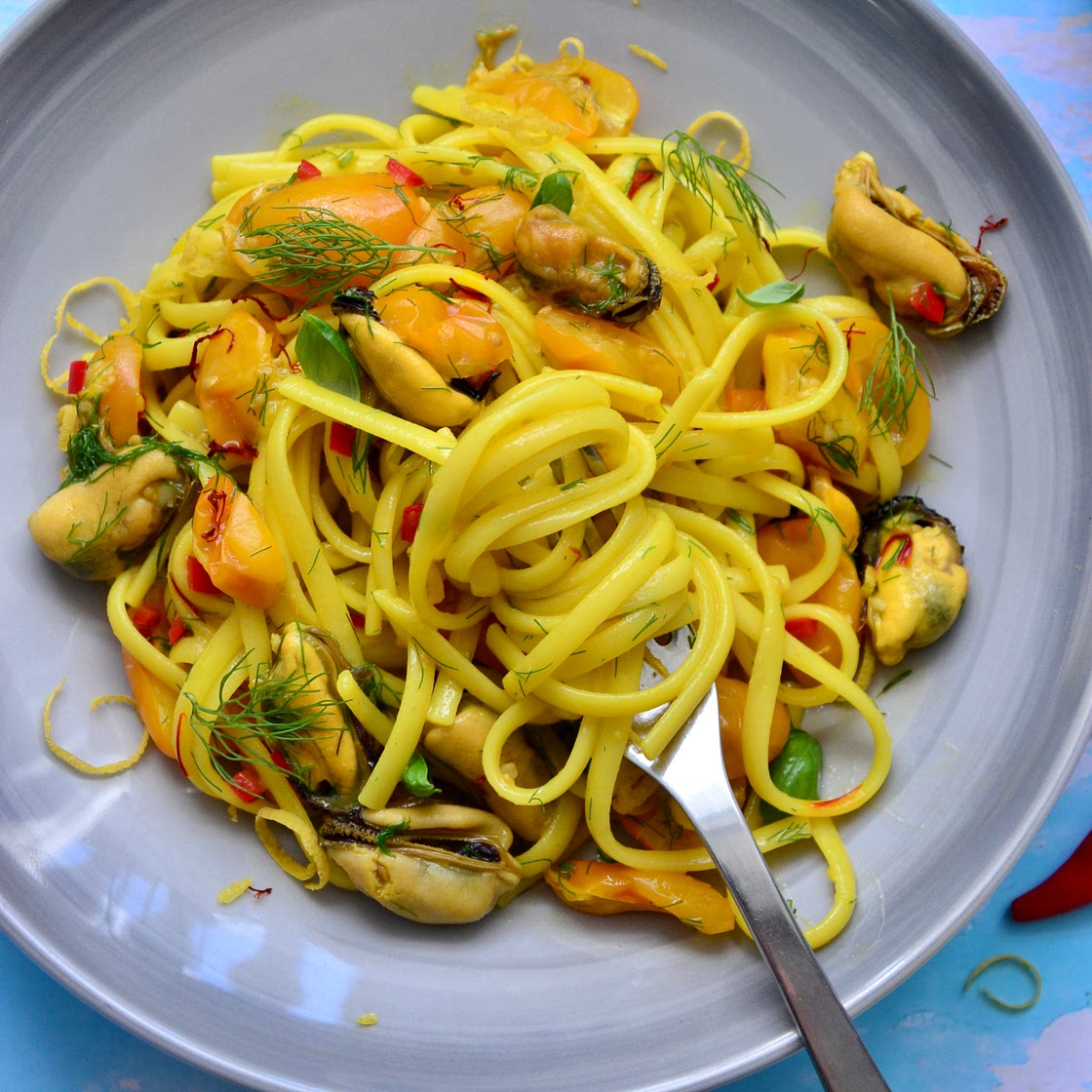 Linguine alle cozze e zafferano - Italiano