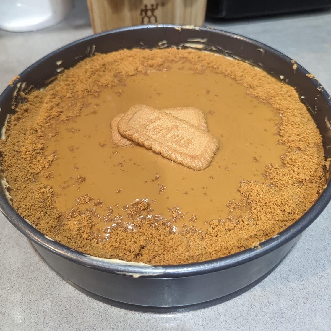 No bake lotus biscoff cheesecake