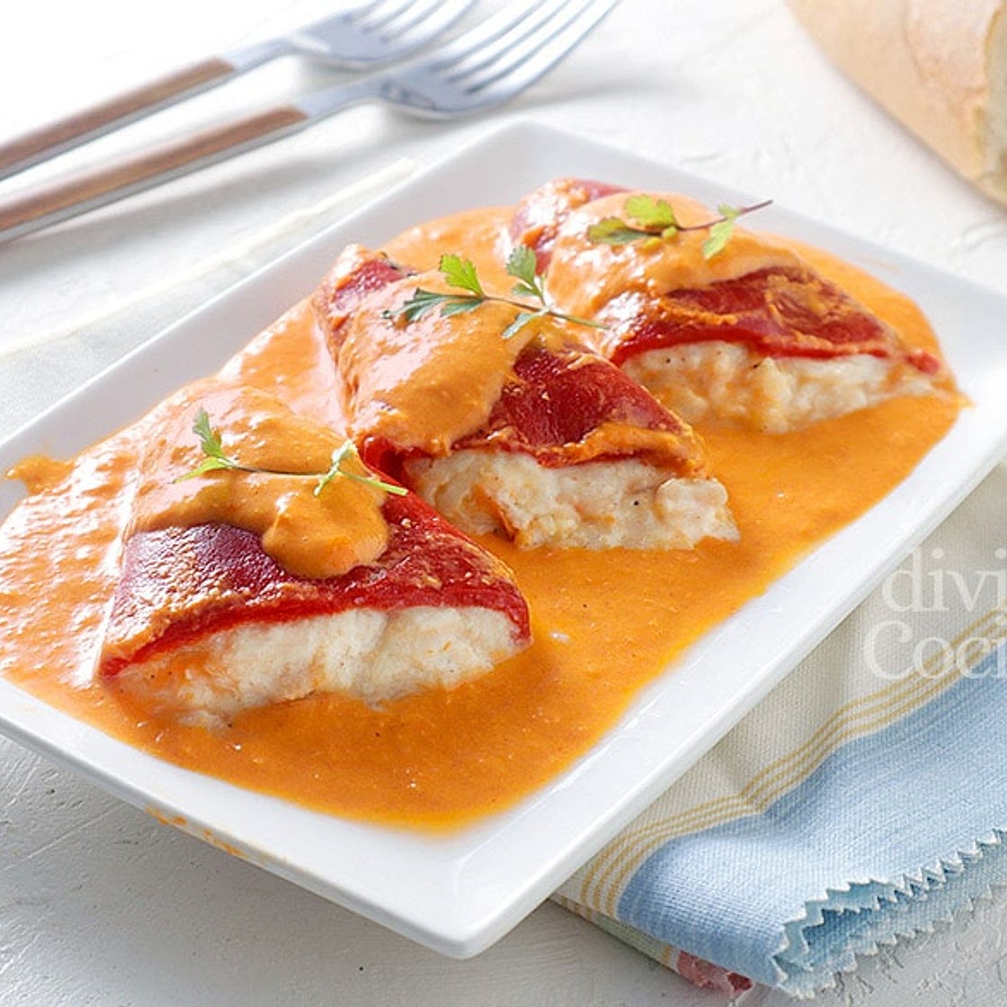 Pimientos del piquillo rellenos de bacalao