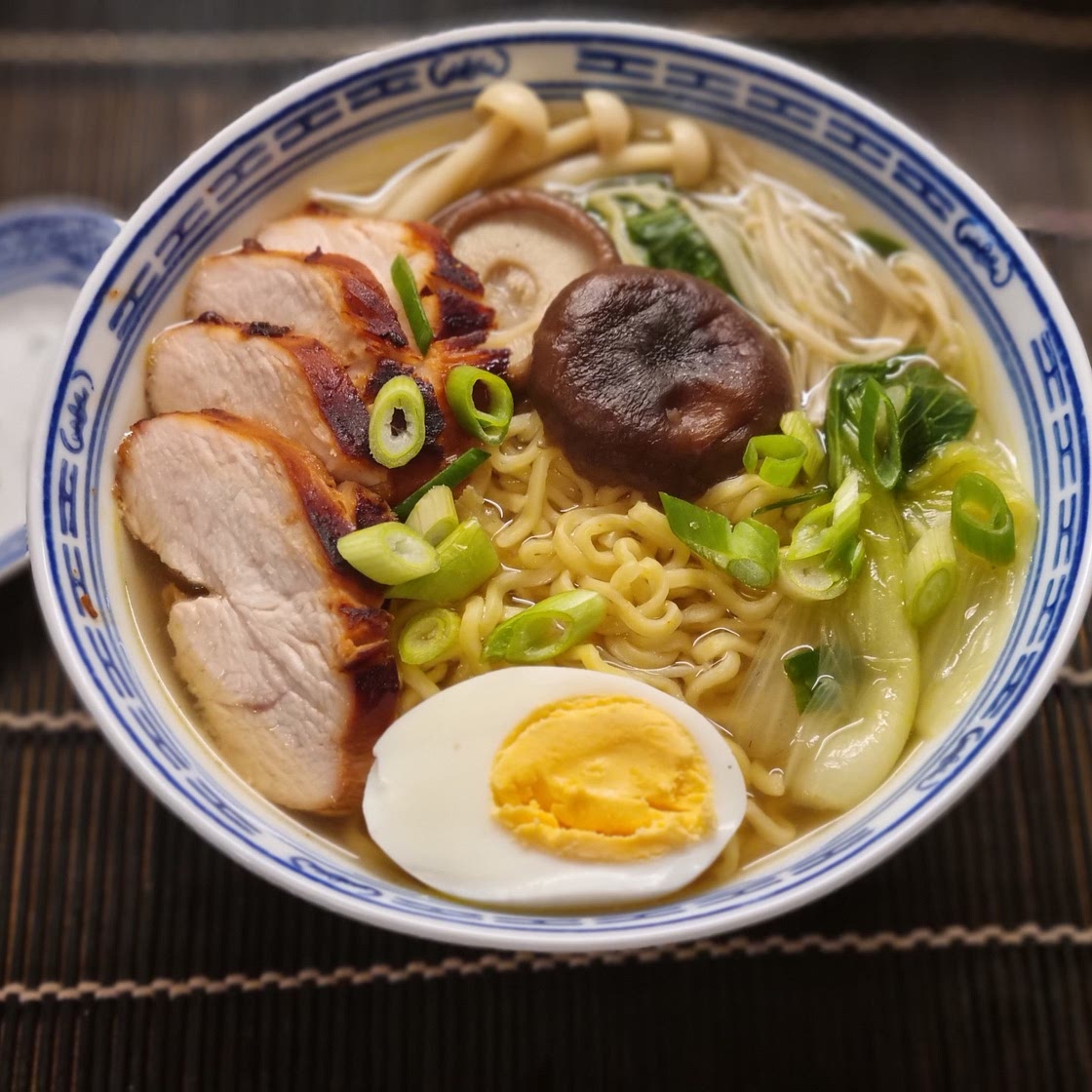Shio Ramen mit Miso Huhn