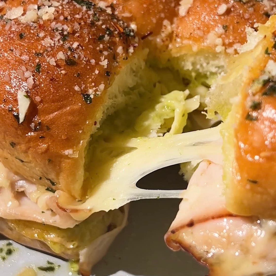 Pull Apart Pesto Turkey Sliders