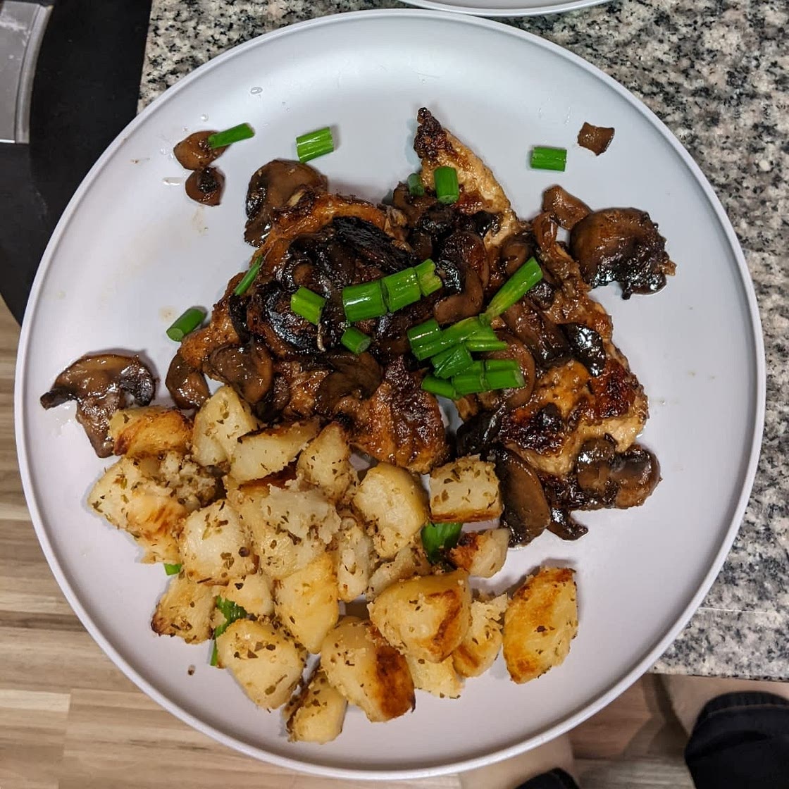 The Crispiest Lemon Potatoes