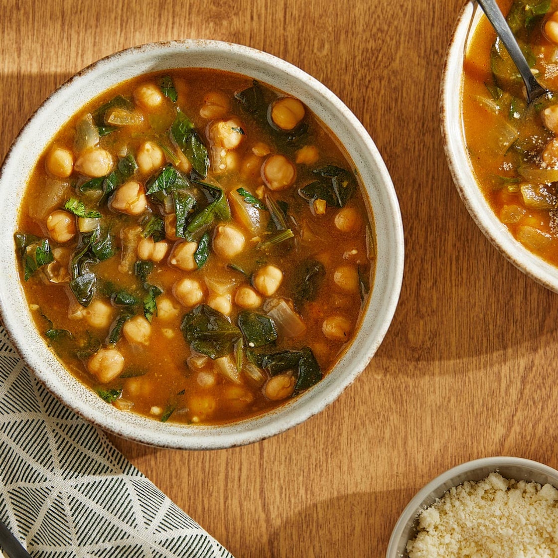 This garlicky spinach soup starts with a simple formula