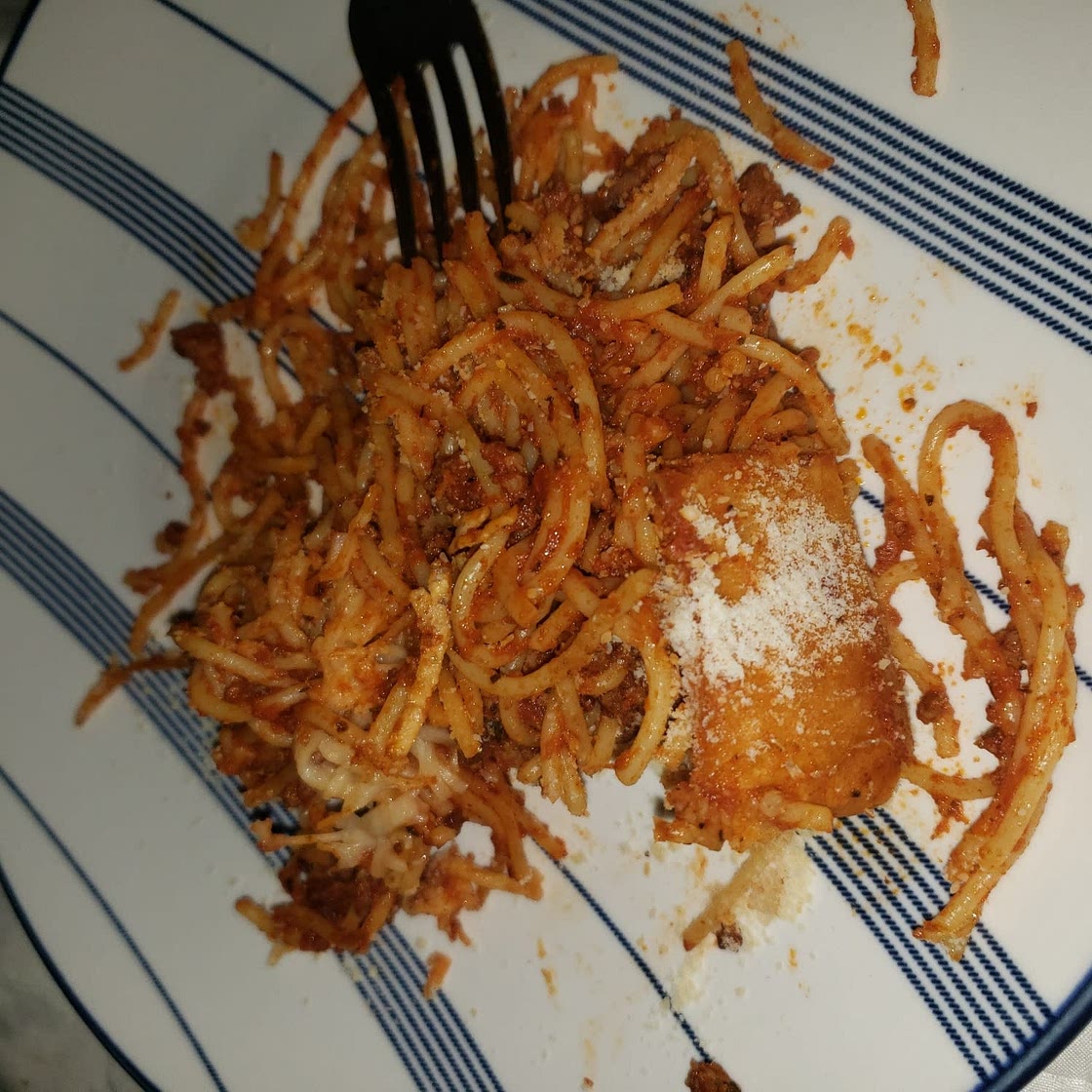 Spaghetti Stuffed Garlic Bread