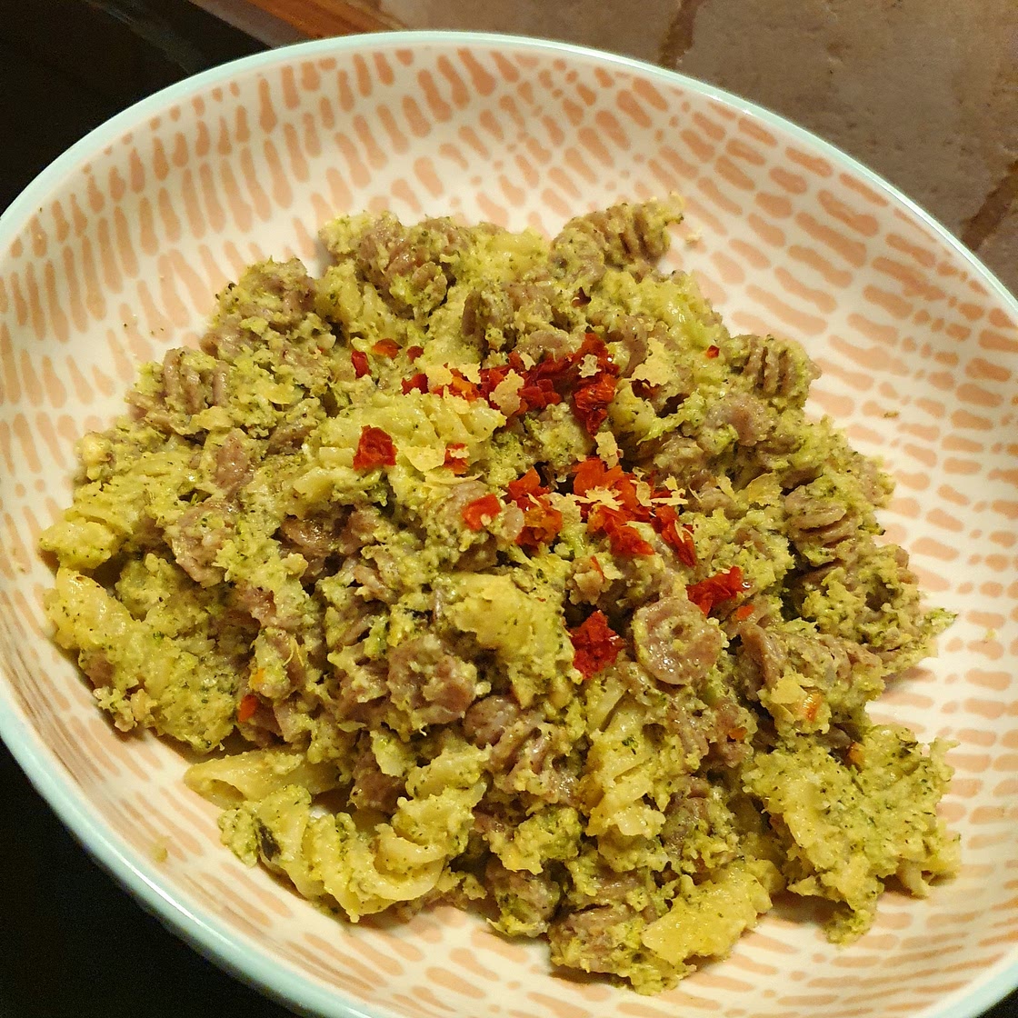 Broccoli pesto pasta