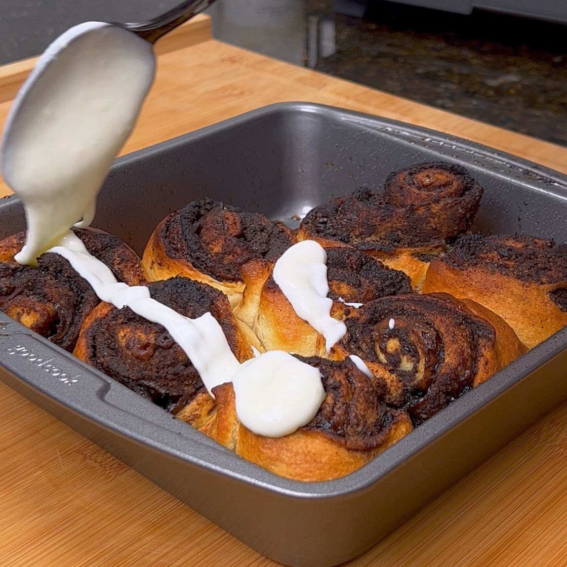 Air Fryer Oreo Cinnamon Rolls w/ Cream Cheese Frosting