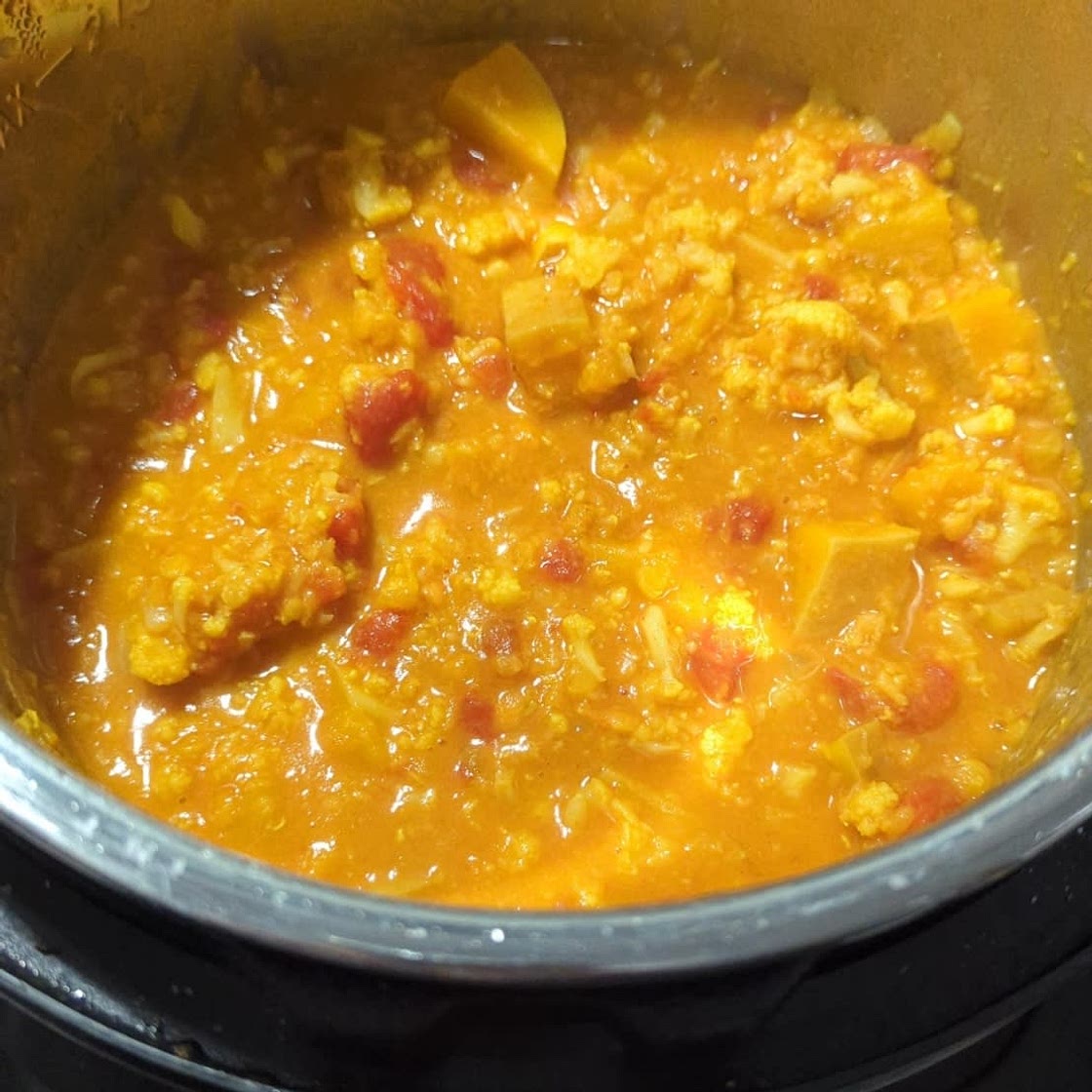 Instant Pot Cauliflower Curry