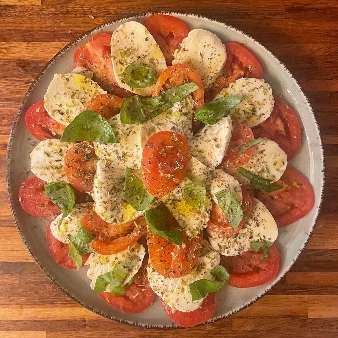 Caprese di bufala clássica o 