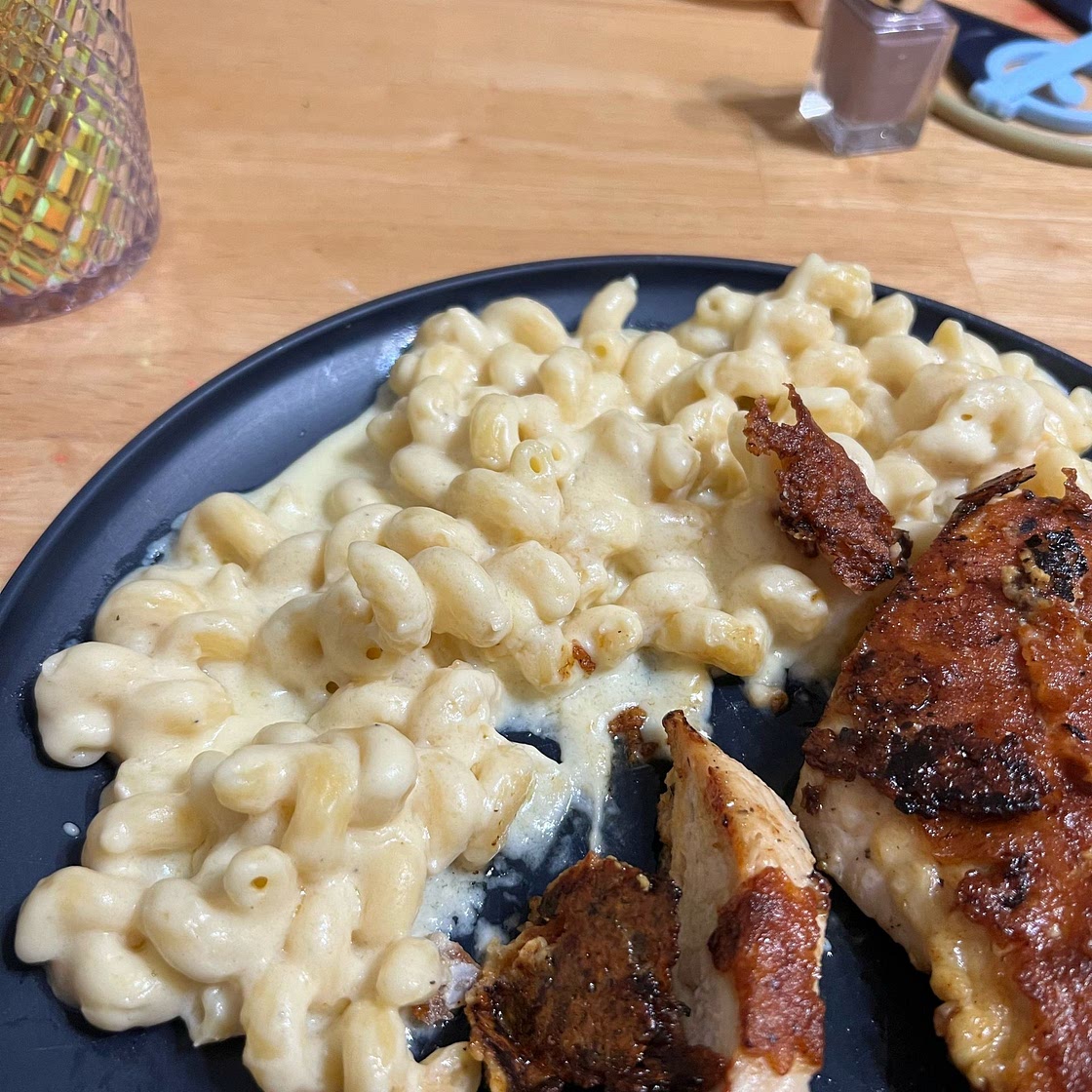 Garlic Parmesan Mac And Cheese