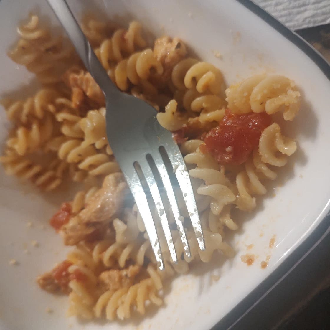 Pasta with Chicken Sun Dried Tomatoes and Garlic
