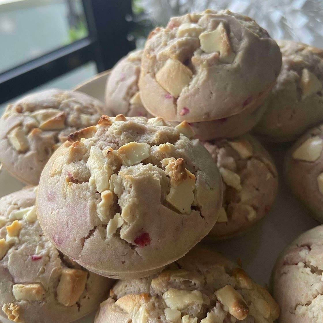 Raspberry and white choc muffins 
