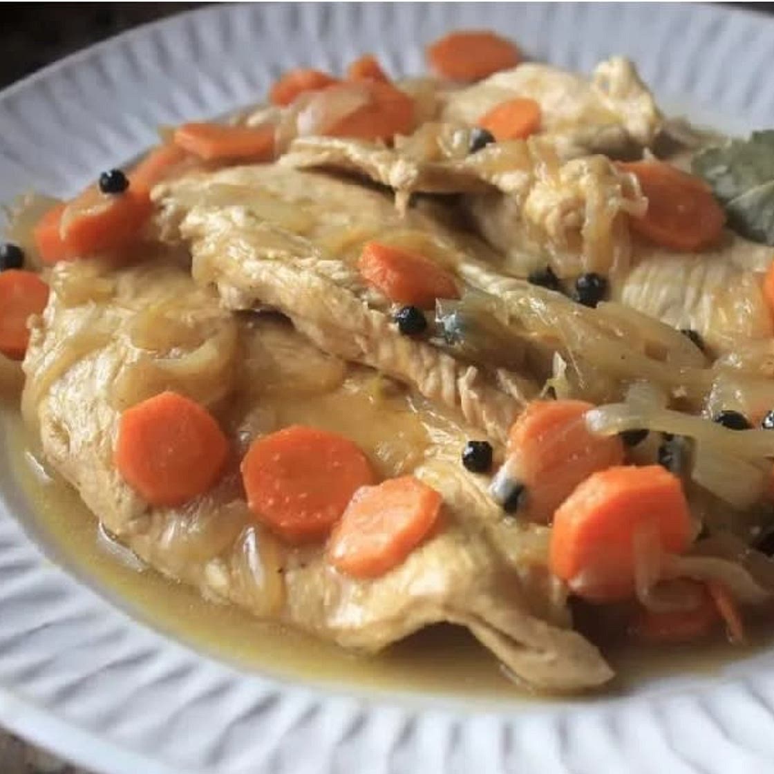 Pechuga de pollo en escabeche