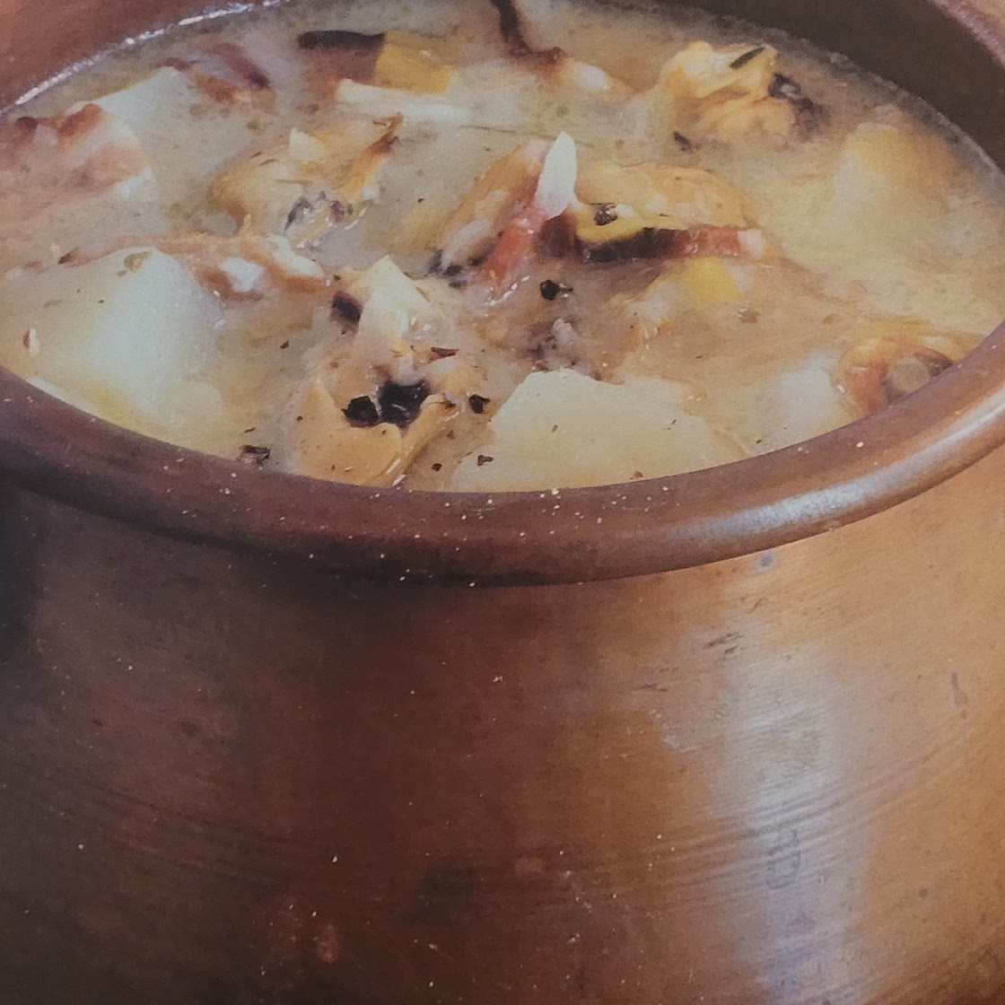 Coastal clam chowder