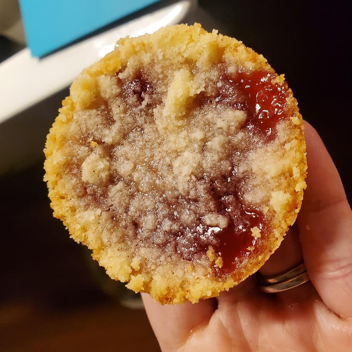 Raspberry Crumble Cookies