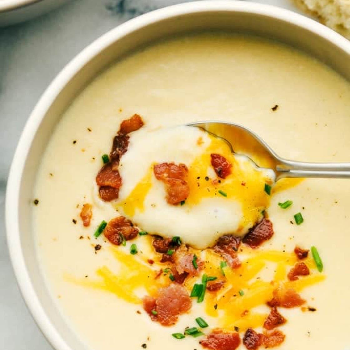 Zupas Wisconsin Cauliflower Cheese Soup