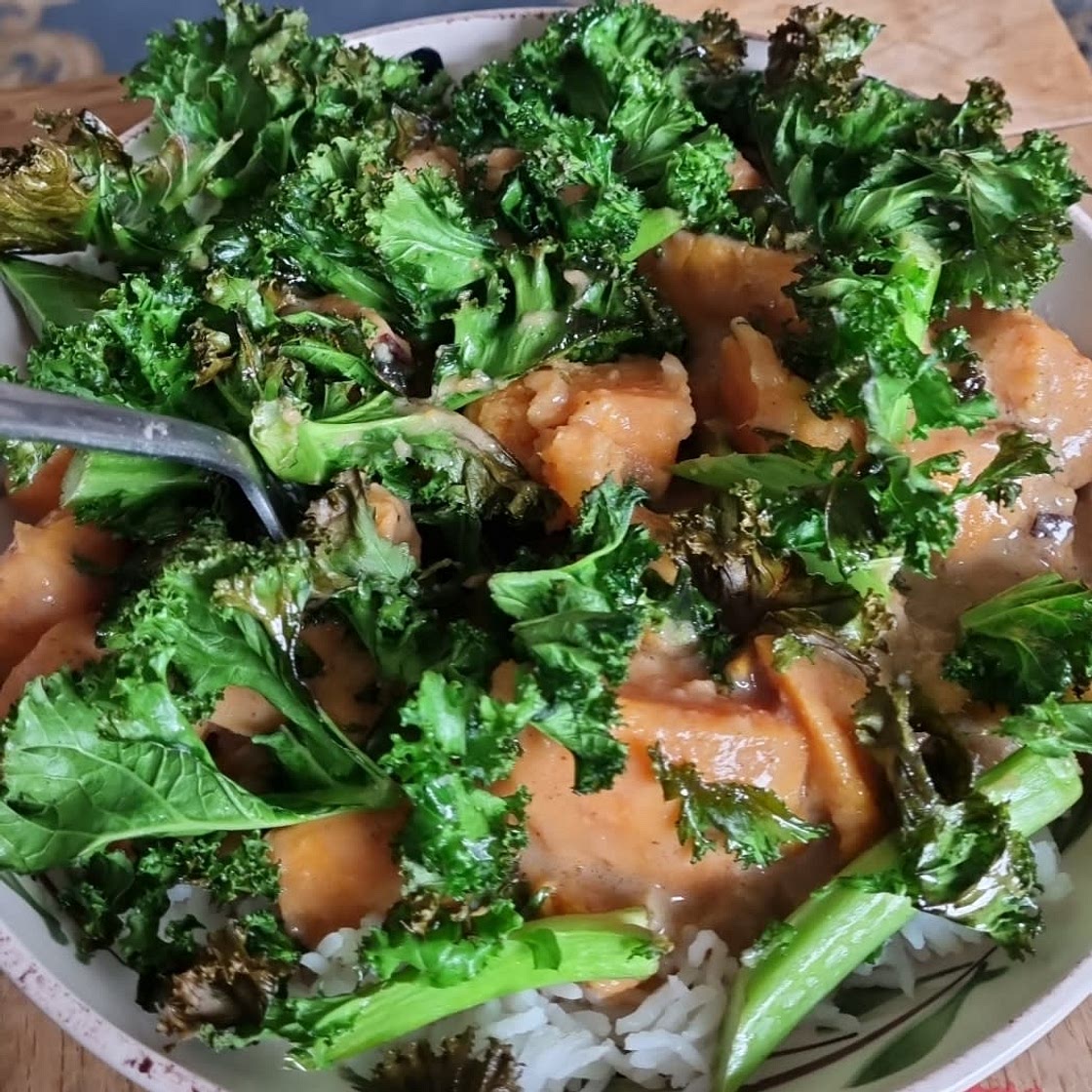 Satay sweet potato curry