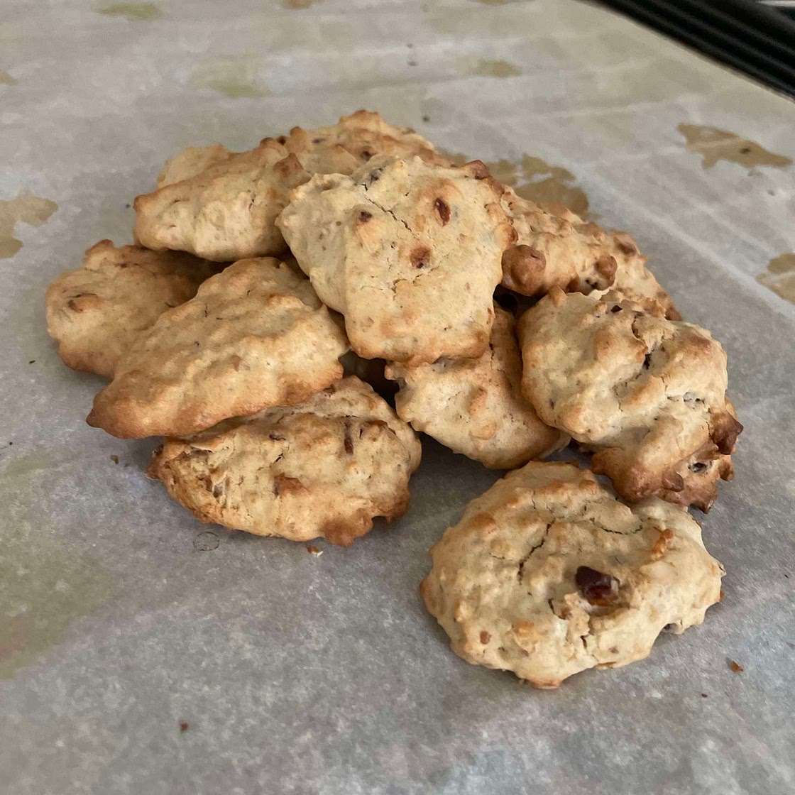 Freezer date oat cookies