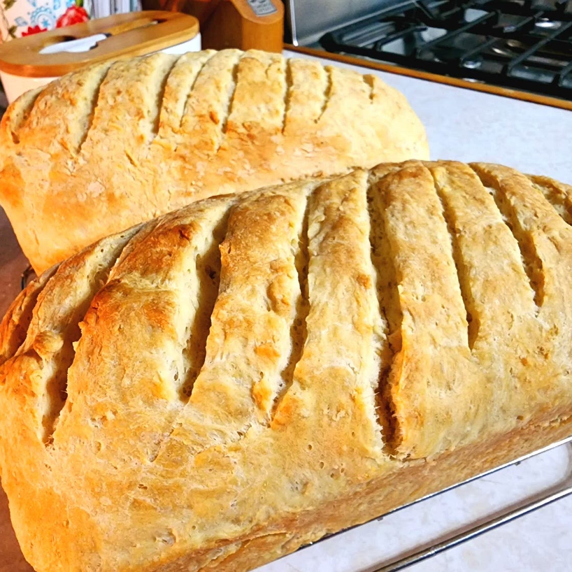 World’s Easiest Homemade Sandwich Bread
