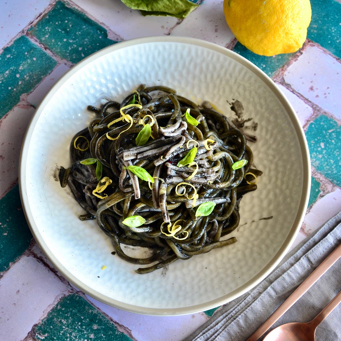 ITALIANO - Spaghetti al nero di seppia