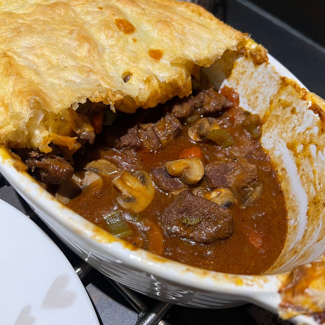 How to make steak and ale pie