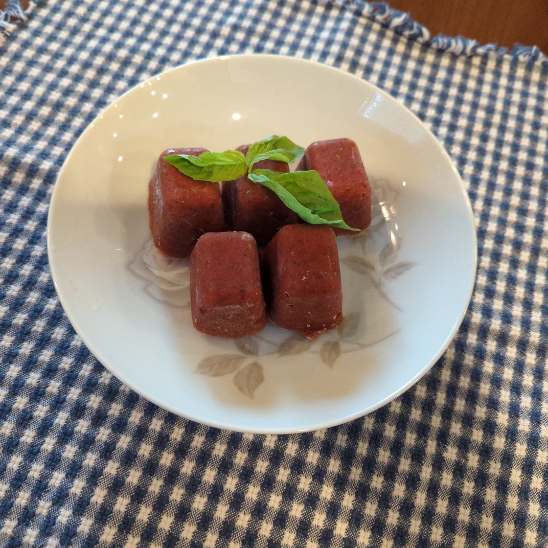 Lisa's Pizza Sauce (stored as ice cubes for easy meal prep)