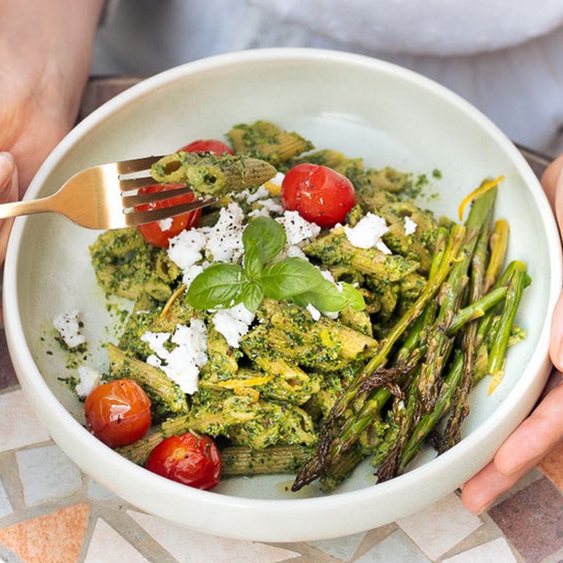 KALE-PESTO PASTA