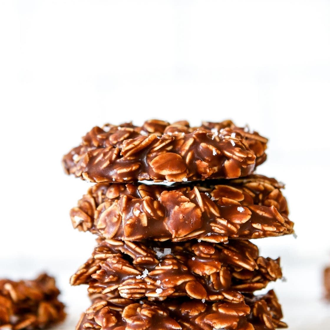 Healthy No Bake Oatmeal Cookies