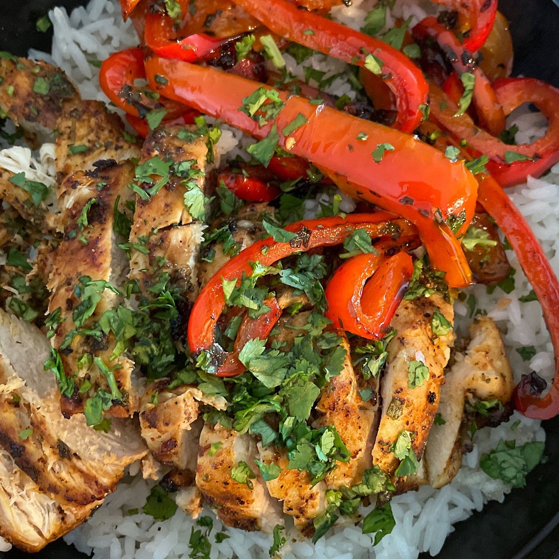 Chili Lime Chicken and Rice Meal Prep Bowls